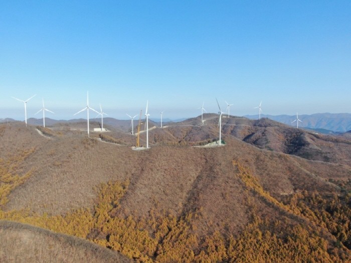'태백 가덕산 풍력발전단지'(제공:코오롱글로벌)