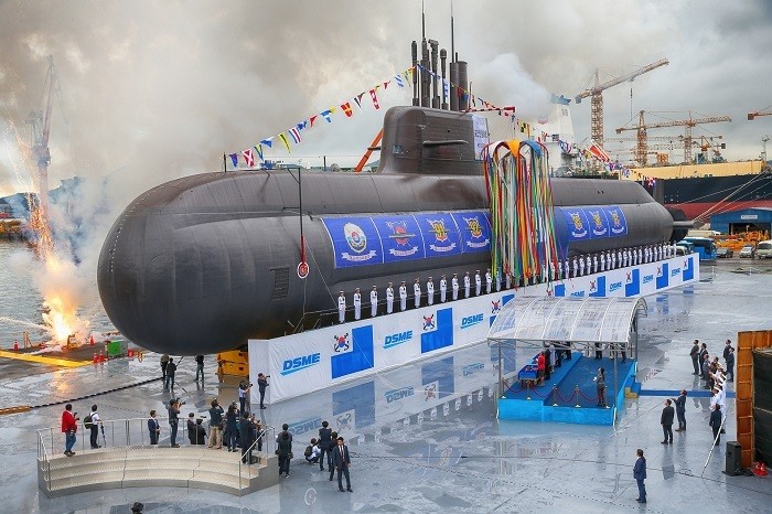 3000톤급 잠수함인 도산안창호함 진수식(제공:대우조선해양)